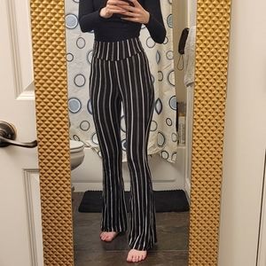 Vertical striped flared leggings